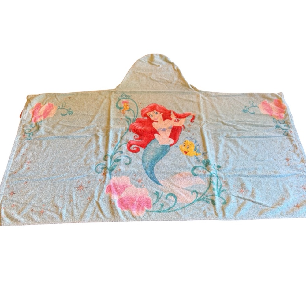 Disney Little Mermaid Hooded Towel